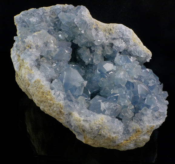 Celestite Healing Properties & Meanings