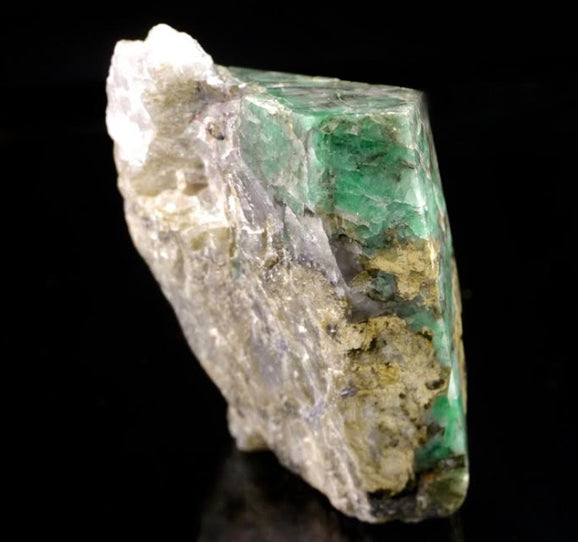 Emerald Meanings & Healing Properties