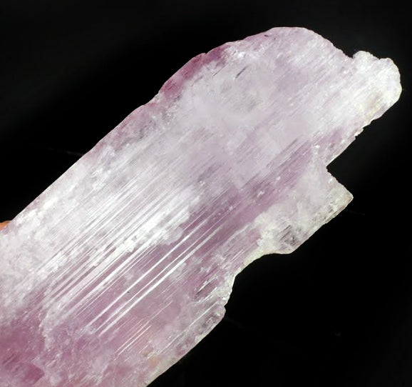 Kunzite meanings & healing properties