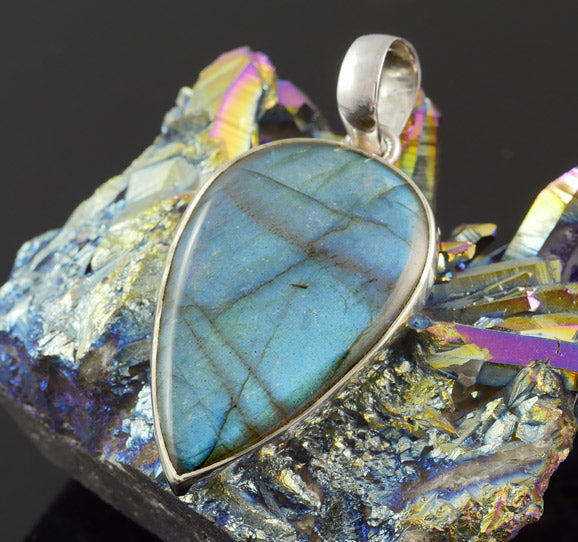 labradorite-pendant-brisbane