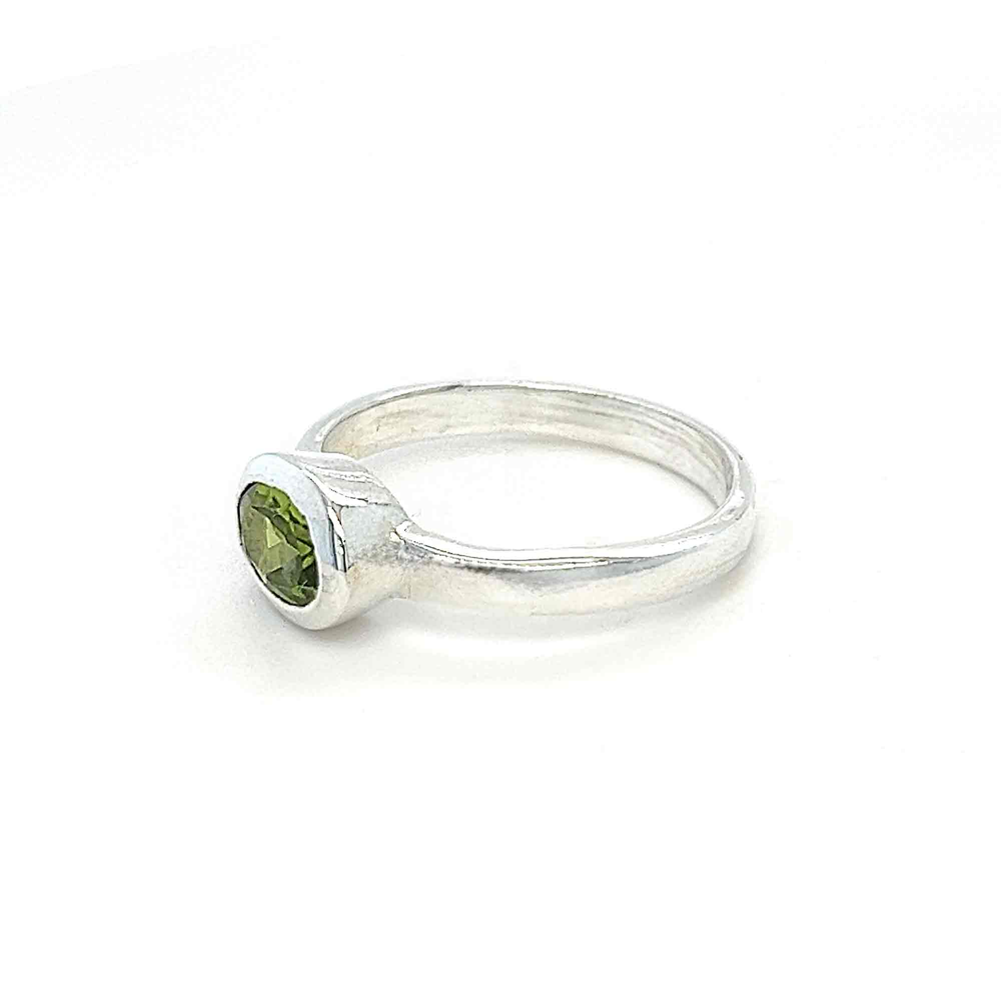 Sterling Silver Faceted Peridot Ring