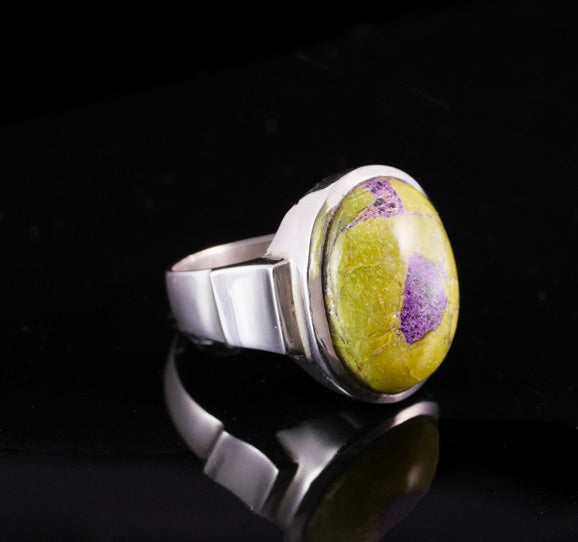 Stichtite Serpentine Ring