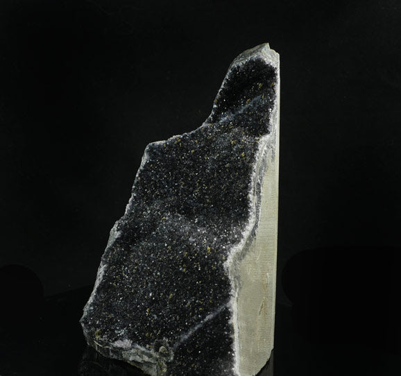 black-amethyst-specimen