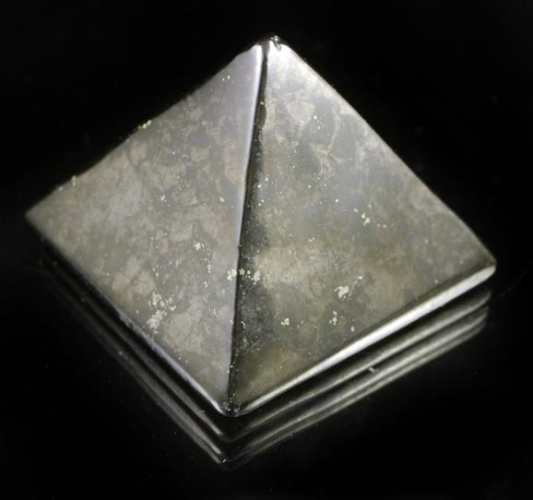 Shungite Pyramid 5kg