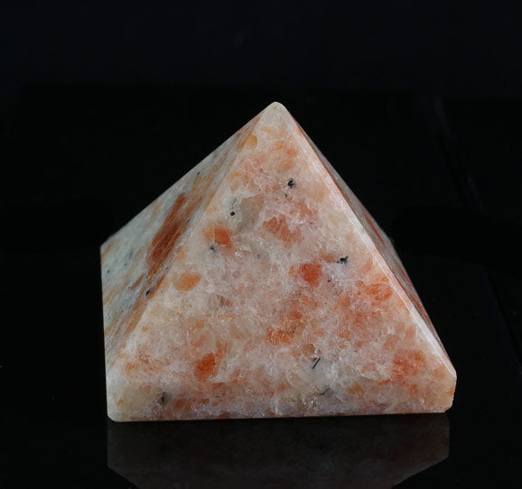 Sunstone Pyramid 5cm