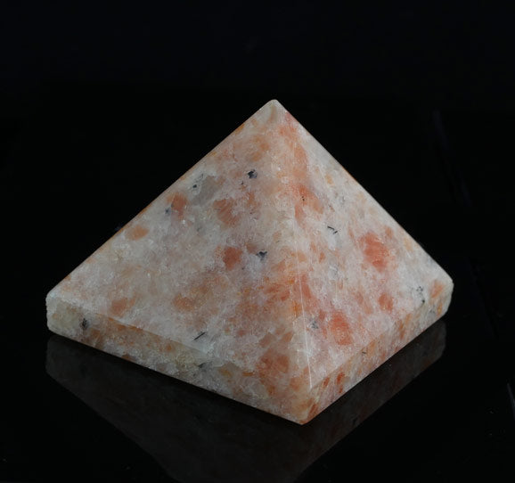 Sunstone Pyramid 5cm