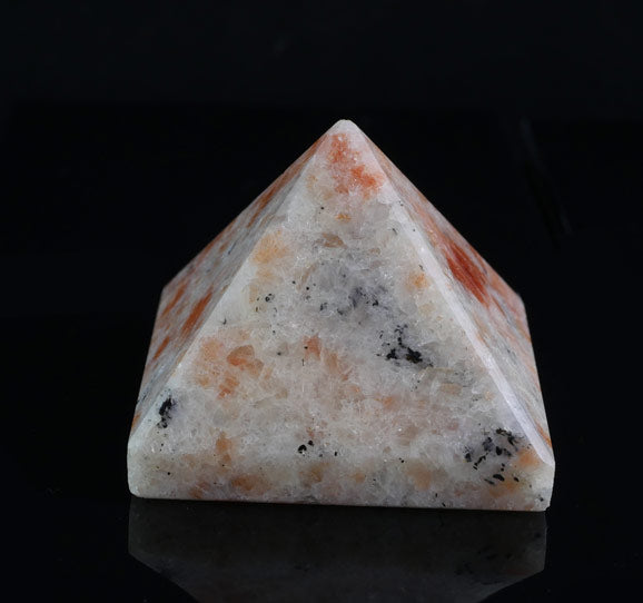 Sunstone Pyramid 5cm