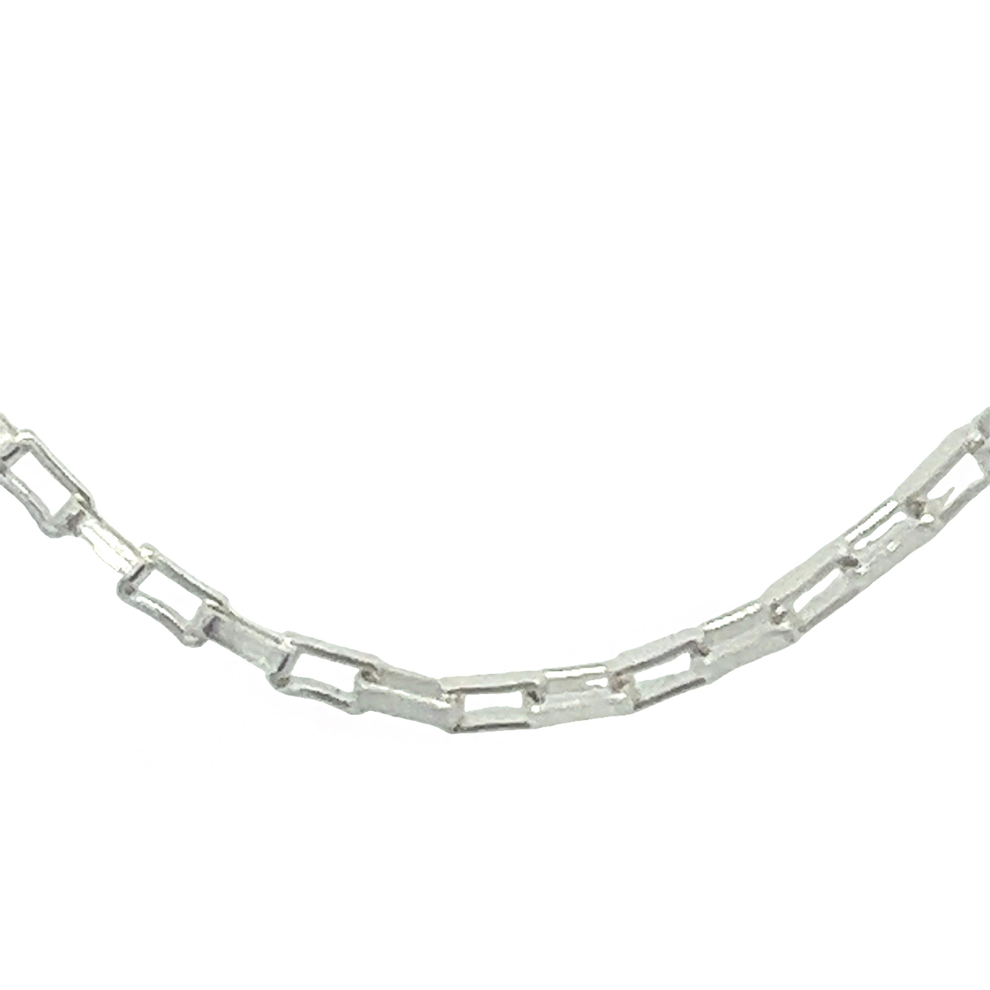 Silver-Chain-18”-M110__2023-04-04-17-43-28